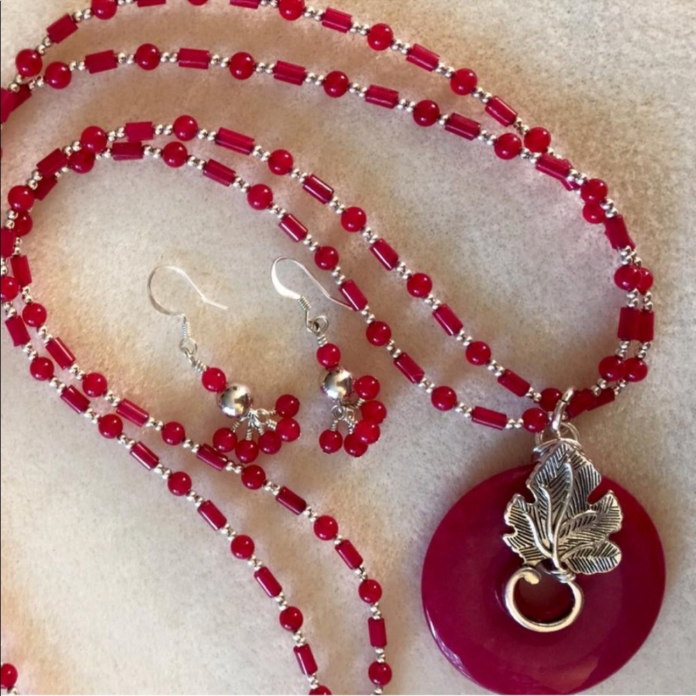 BACK TO BUSINESS SALE! Pink jade/925/+silver tone